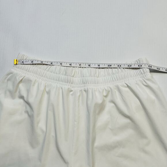 beyond Yoga Womens stretch woven in stride lined shorts True White Medium - Picture 16 of 16